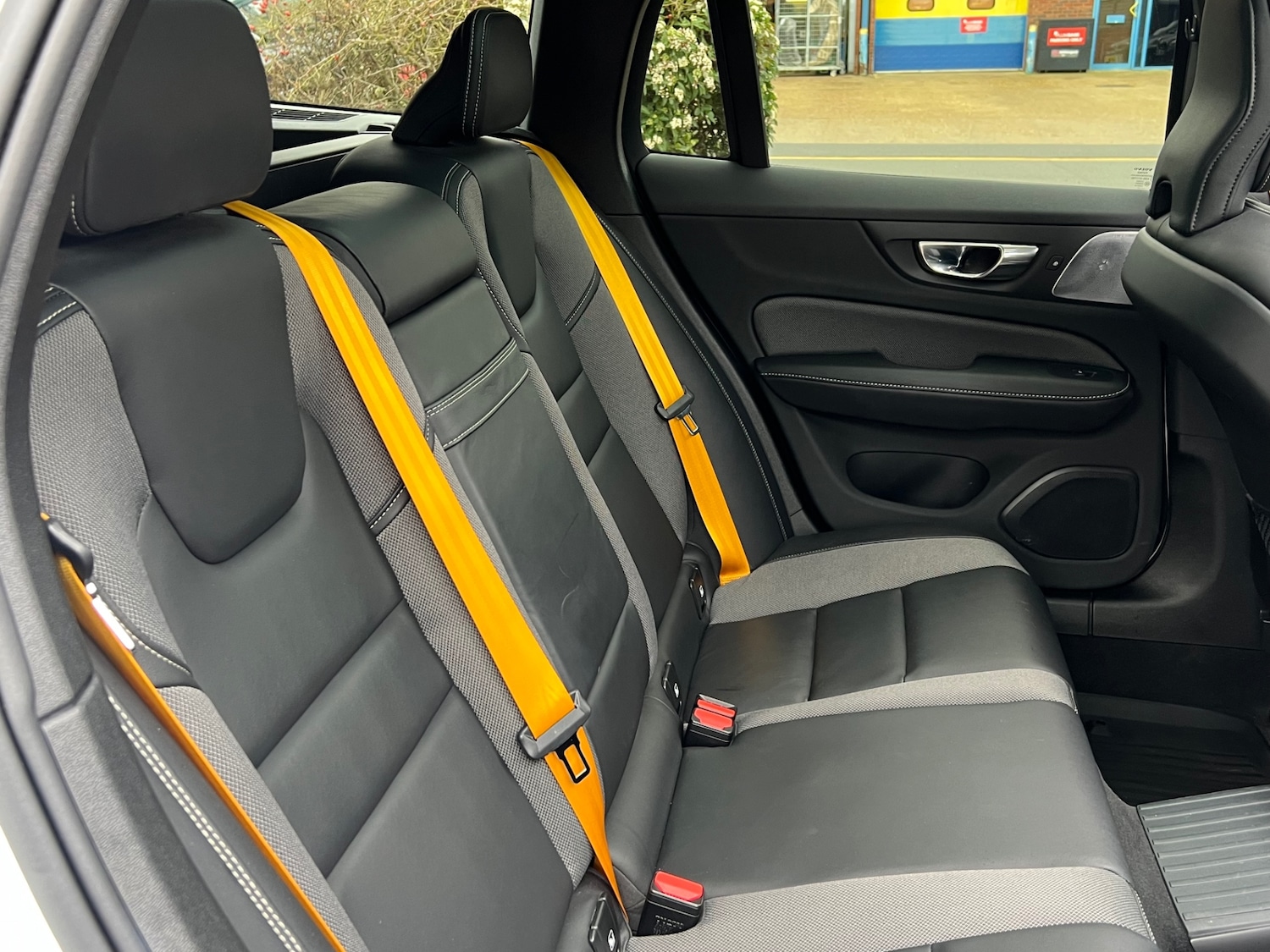 Used Volvo V60 2021 for sale - 77494523: Photo 14