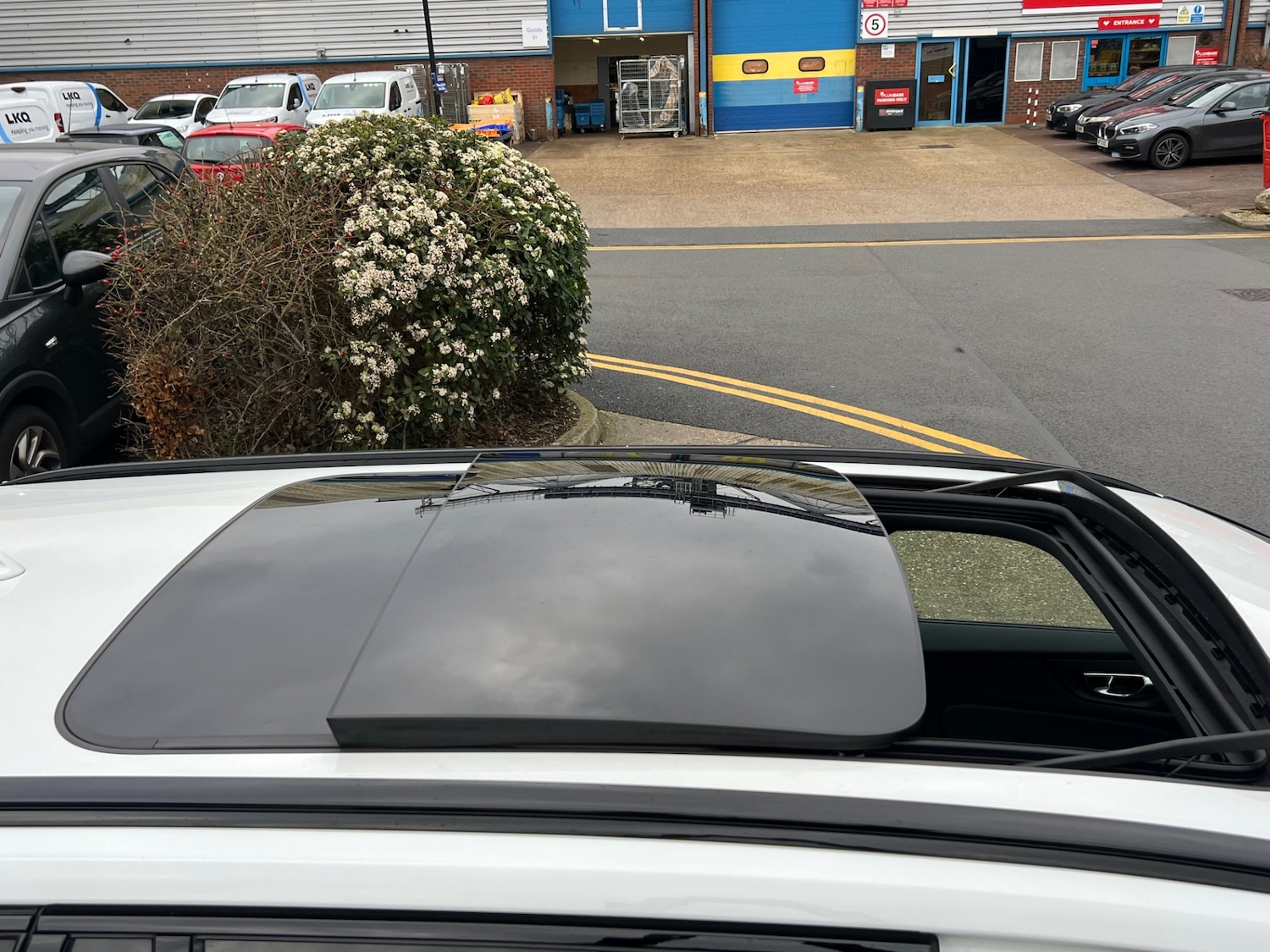 Used Volvo V60 2021 for sale - 77494523: Photo 16