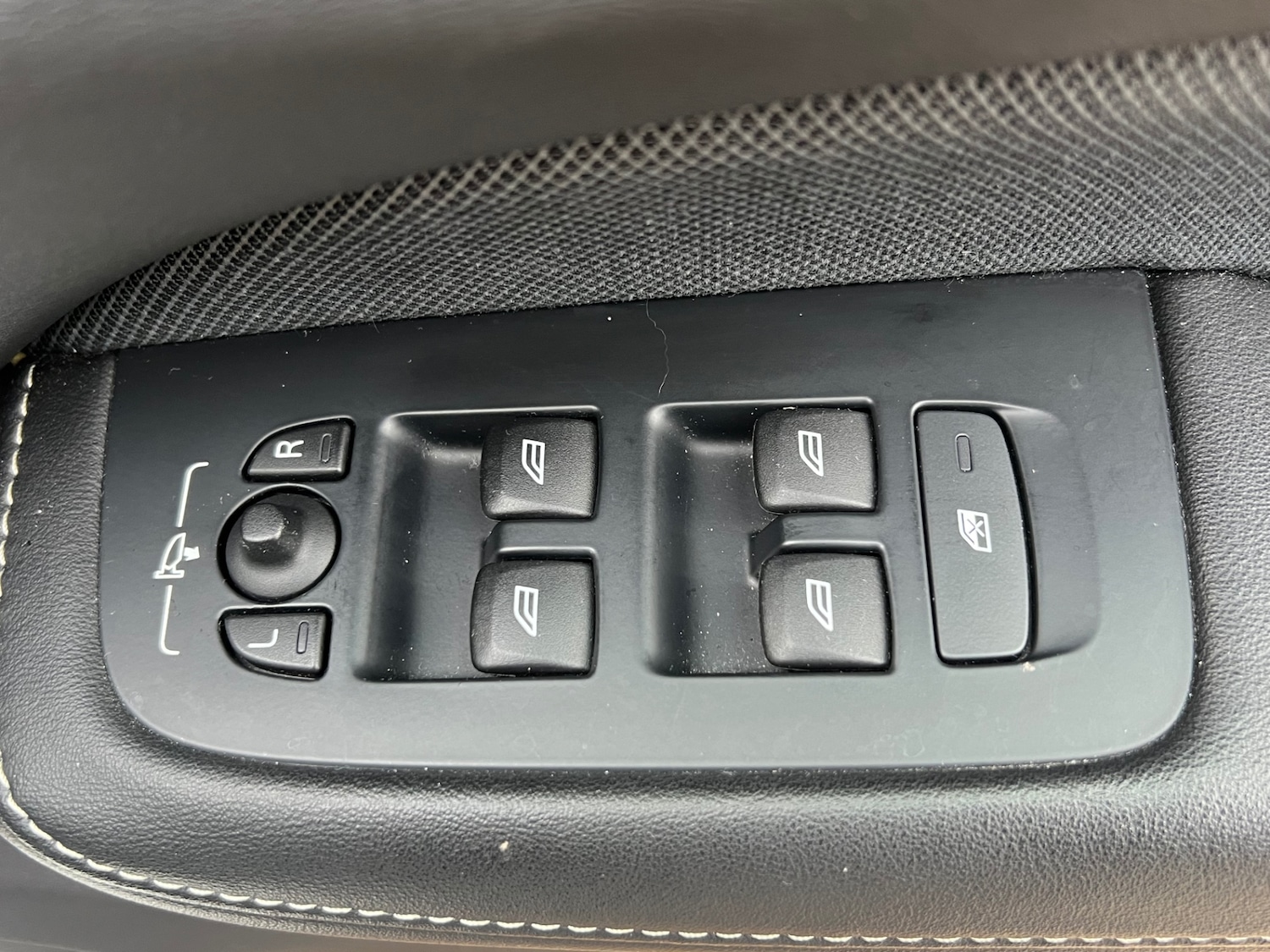 Used Volvo V60 2021 for sale - 77494523: Photo 28