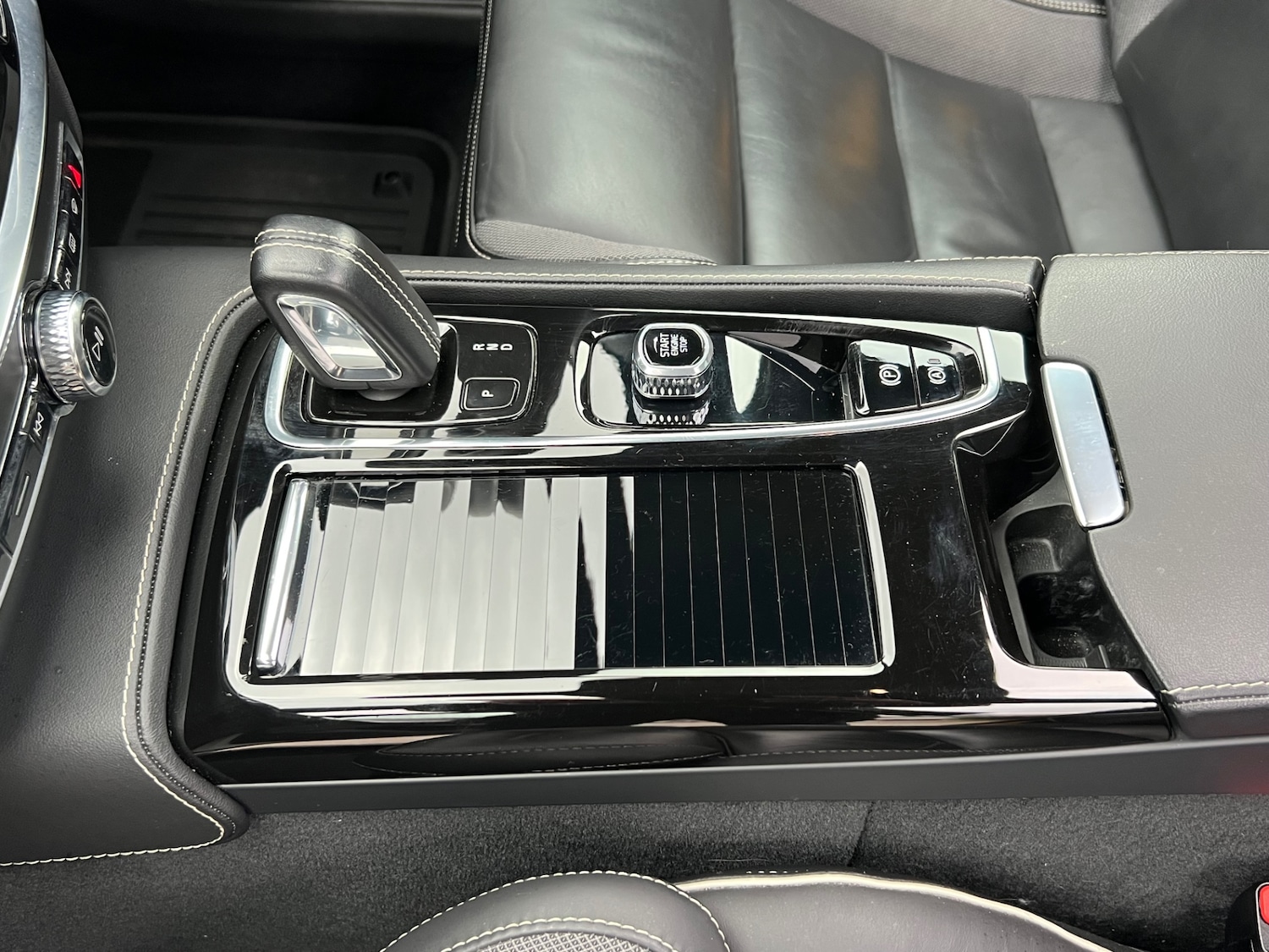 Used Volvo V60 2021 for sale - 77494523: Photo 36