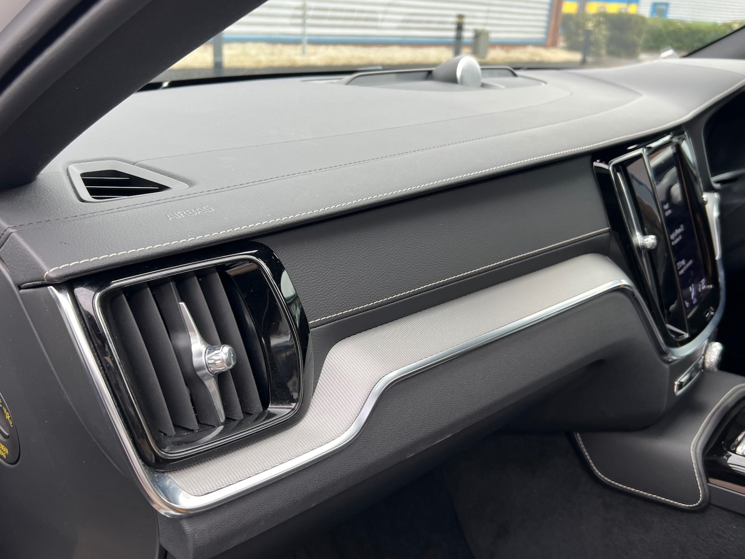 Used Volvo V60 2021 for sale - 77494523: Photo 40