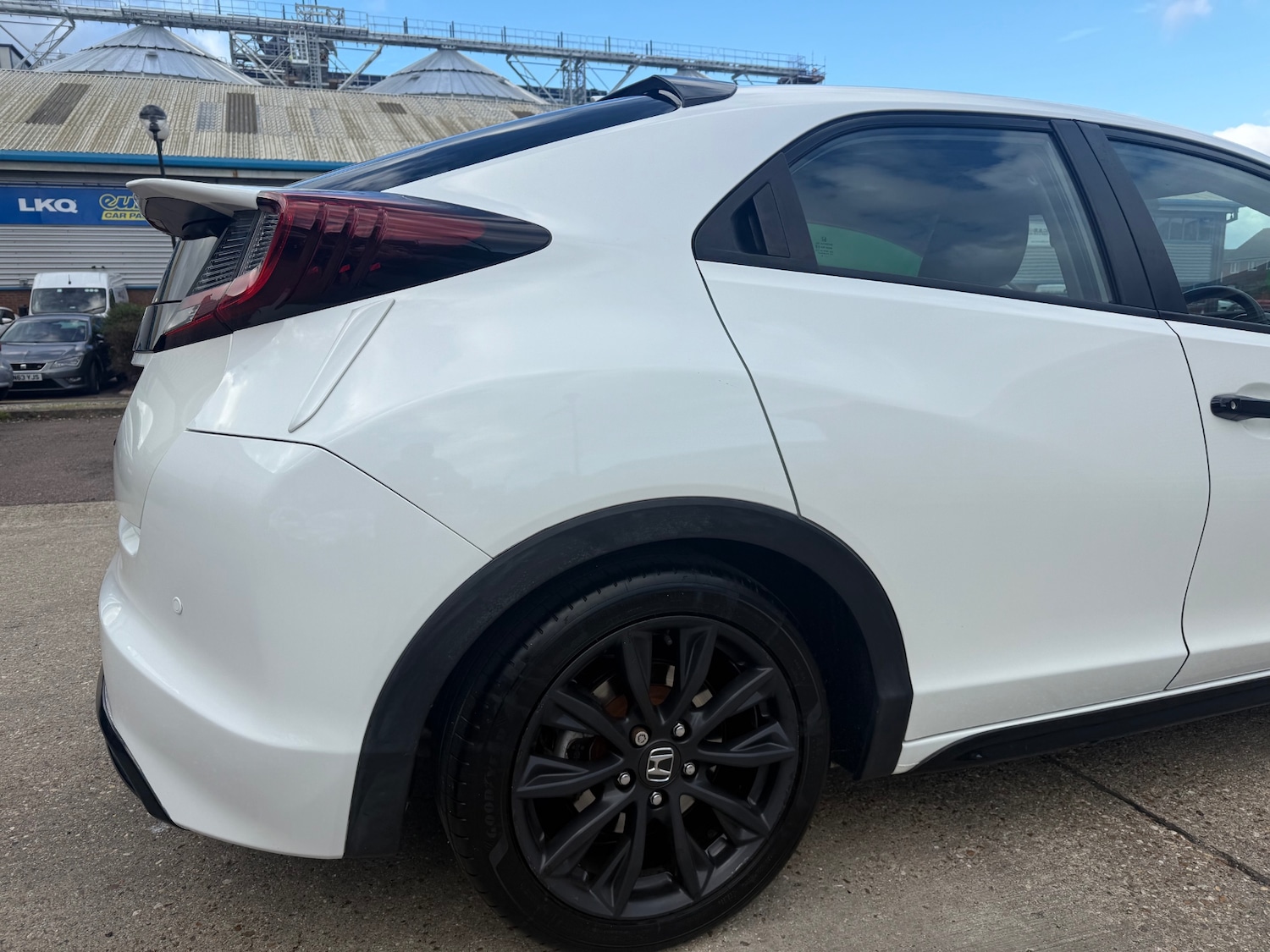 Used Honda Civic 2015 for sale - 76382475: Photo 17