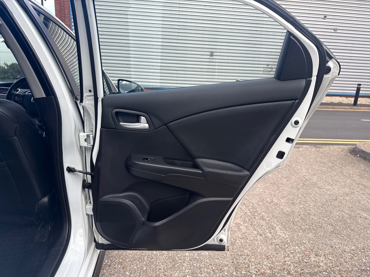 Used Honda Civic 2015 for sale - 76382475: Photo 43