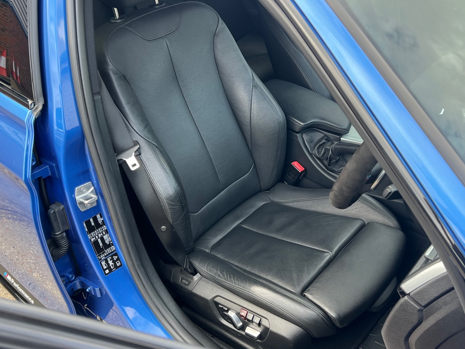 Used BMW 3 Series 2016 for sale - 77635085: Photo 10