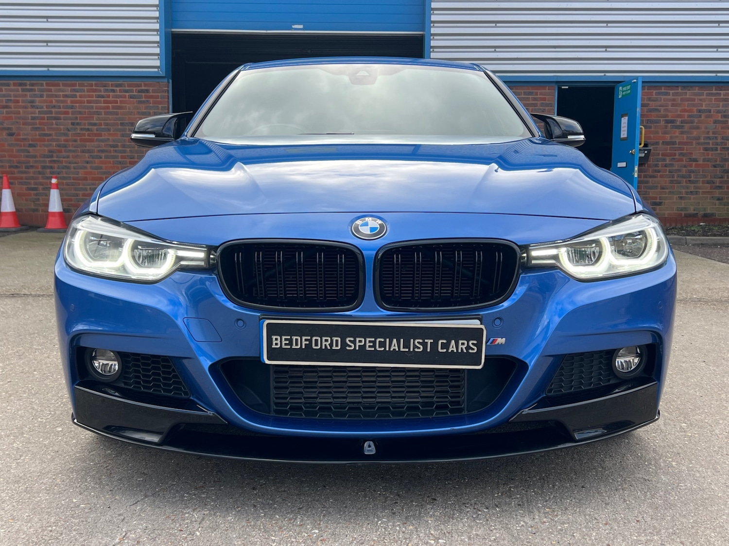 Used BMW 3 Series 2016 for sale - 77635085: Photo 2