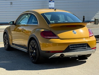 Used Volkswagen Beetle 2017 for sale - 78344053: Photo