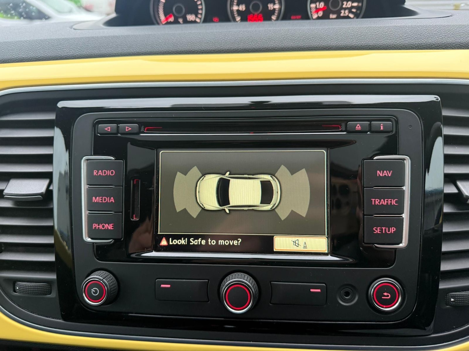 Used Volkswagen Beetle 2015 for sale - 77418632: Photo 20