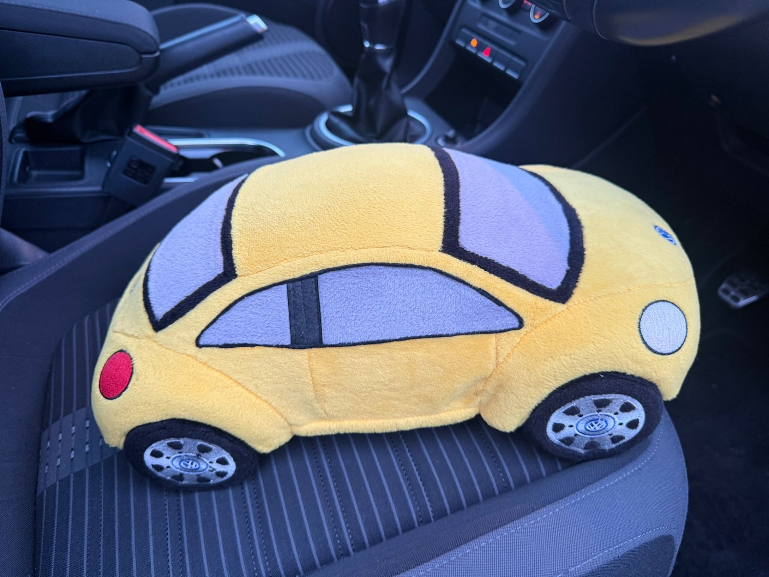 Used Volkswagen Beetle 2015 for sale - 77418632: Photo 27