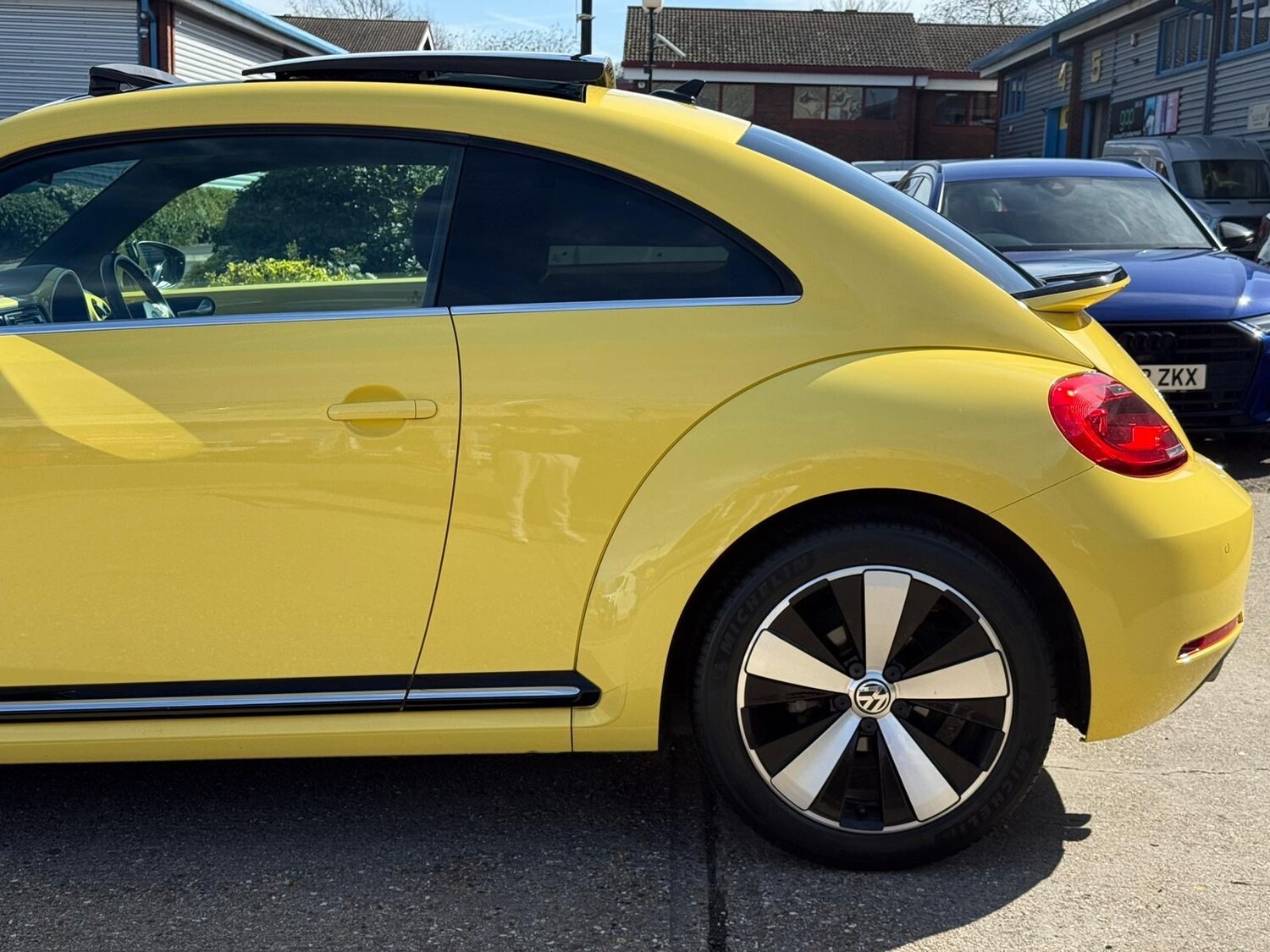 Used Volkswagen Beetle 2015 for sale - 77418632: Photo 55