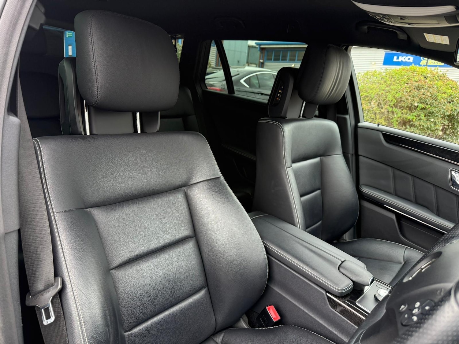 Used Mercedes-Benz E Class 2010 for sale - 78121812: Photo 17