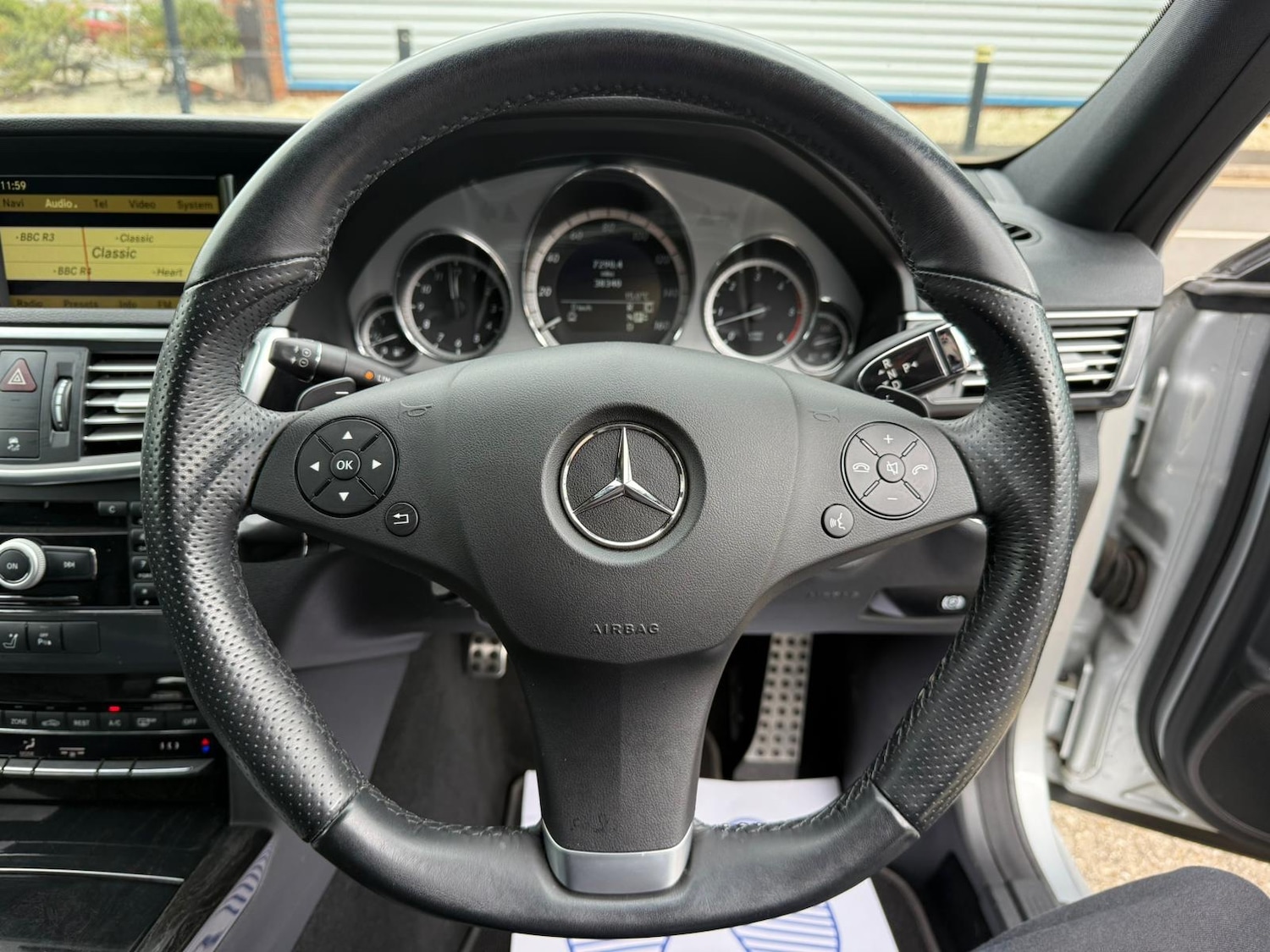 Used Mercedes-Benz E Class 2010 for sale - 78121812: Photo 28