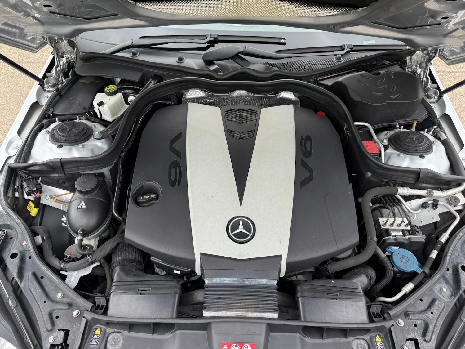 Used Mercedes-Benz E Class 2010 for sale - 78121812: Photo 41