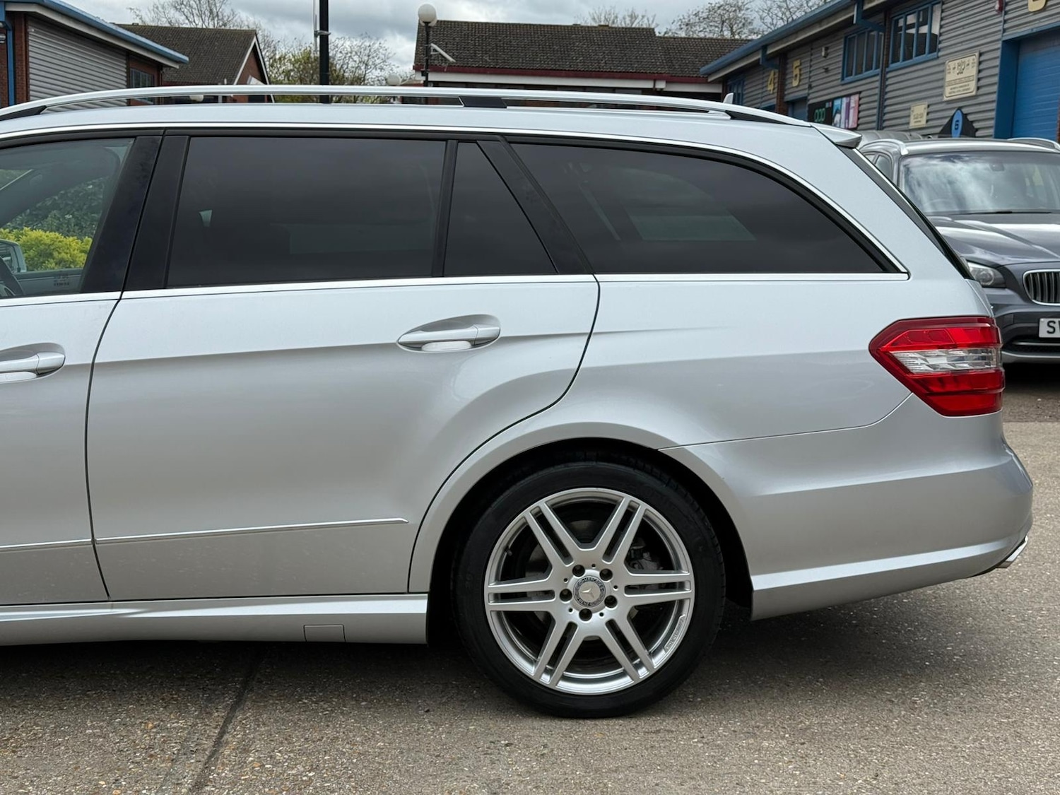 Used Mercedes-Benz E Class 2010 for sale - 78121812: Photo 49