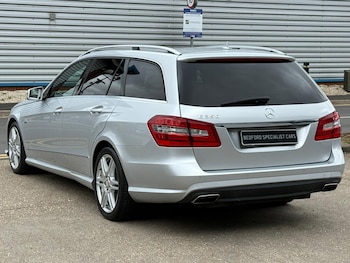 Used Mercedes-Benz E Class 2010 for sale - 78121812: Photo