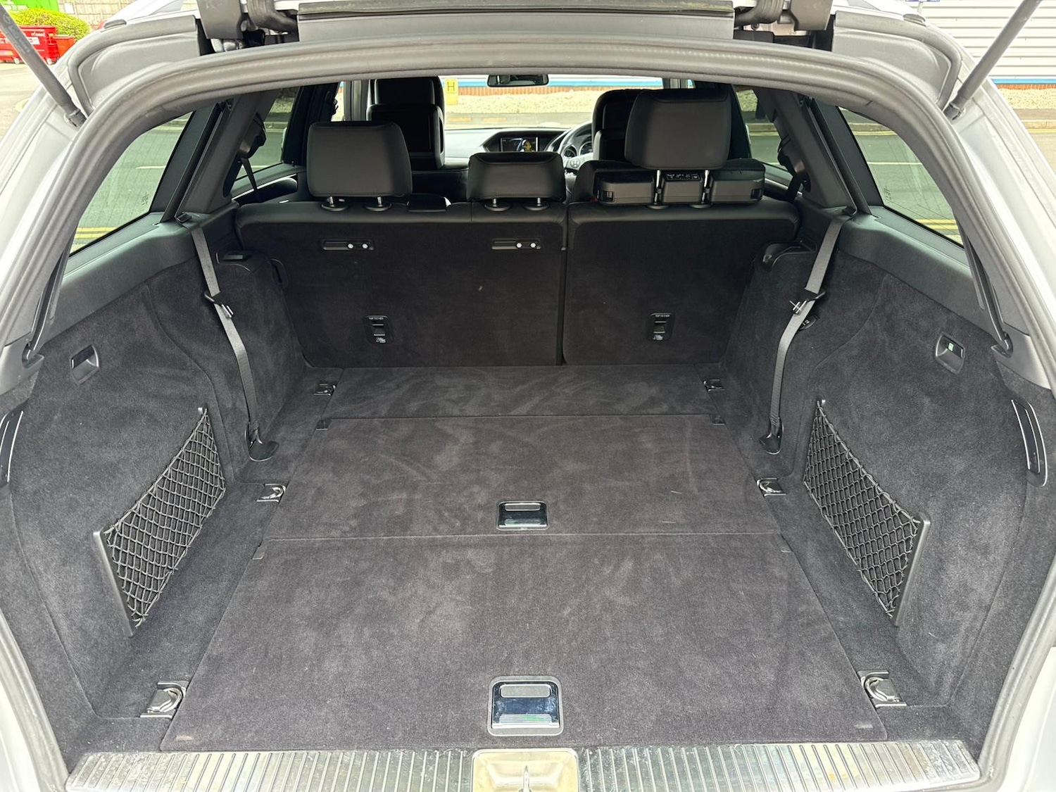 Used Mercedes-Benz E Class 2010 for sale - 78121812: Photo 69