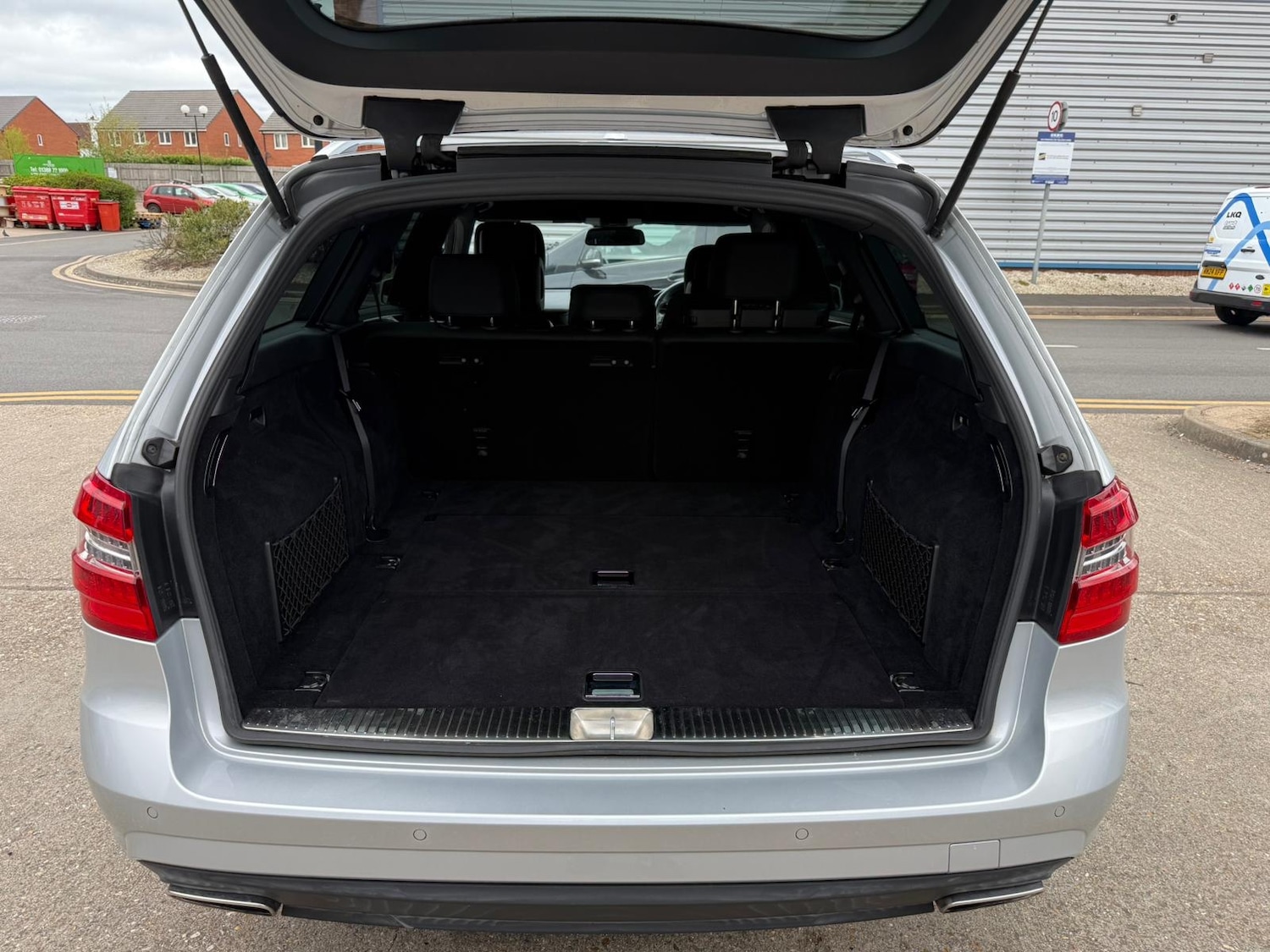 Used Mercedes-Benz E Class 2010 for sale - 78121812: Photo 71