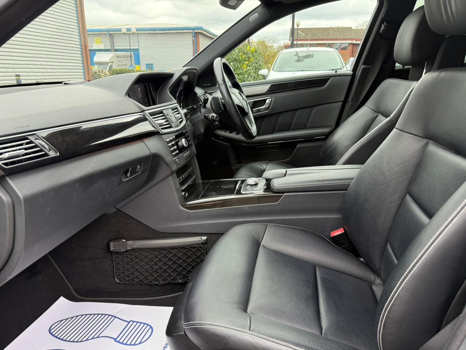 Used Mercedes-Benz E Class 2010 for sale - 78121812: Photo 76