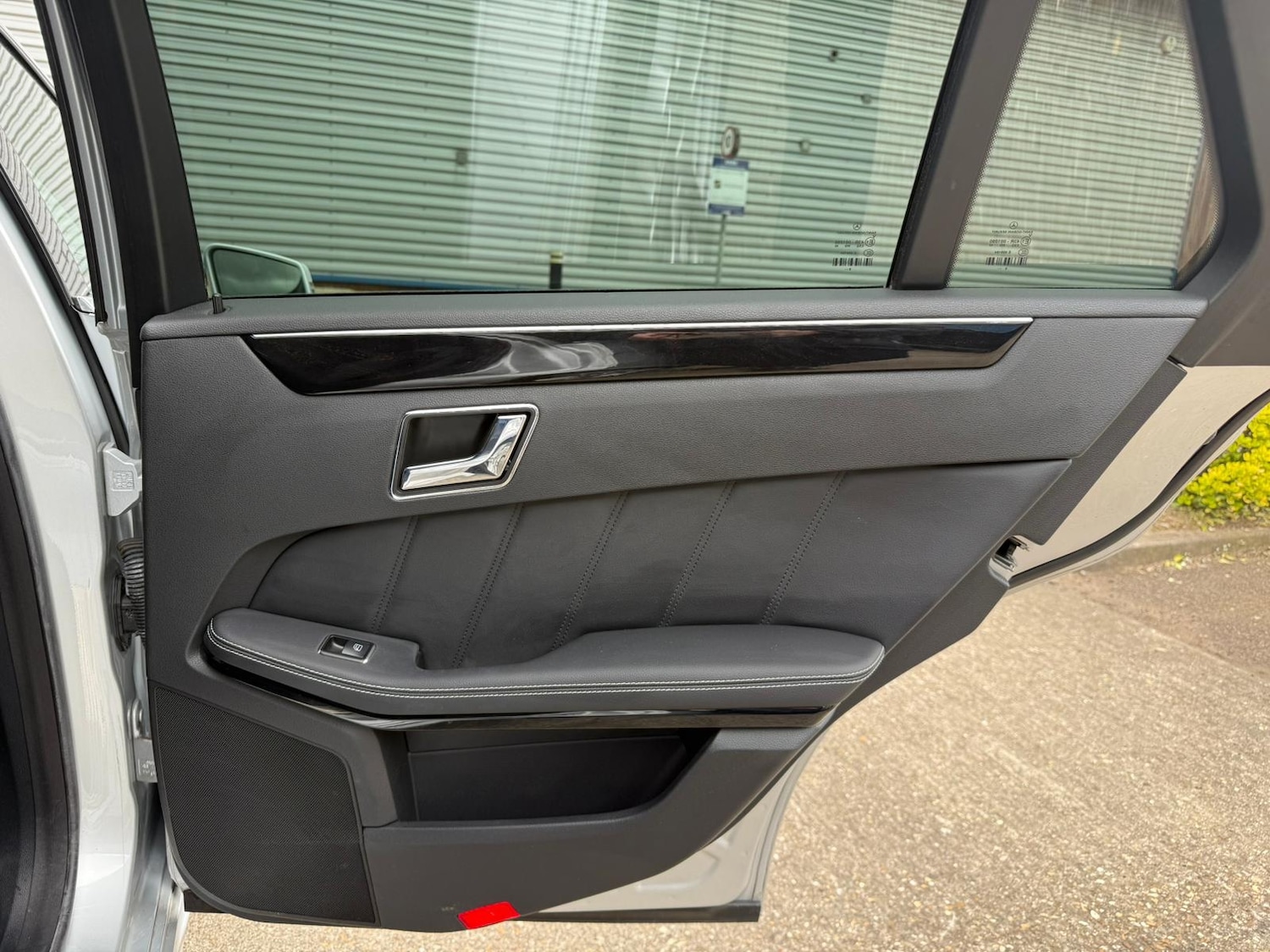 Used Mercedes-Benz E Class 2010 for sale - 78121812: Photo 79