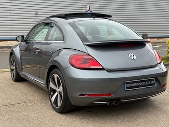 Used Volkswagen Beetle 2018 for sale - 77502085: Photo