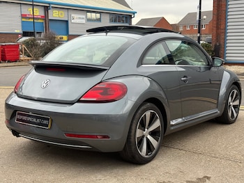 Used Volkswagen Beetle 2018 for sale - 77502085: Photo