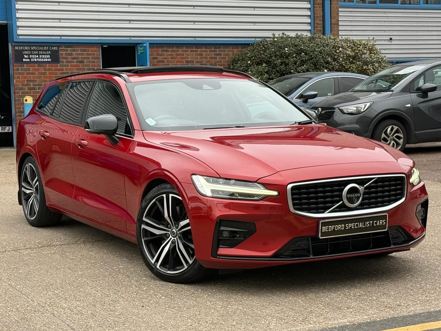 Used Volvo V60 2019 for sale - 77996691: Photo 1