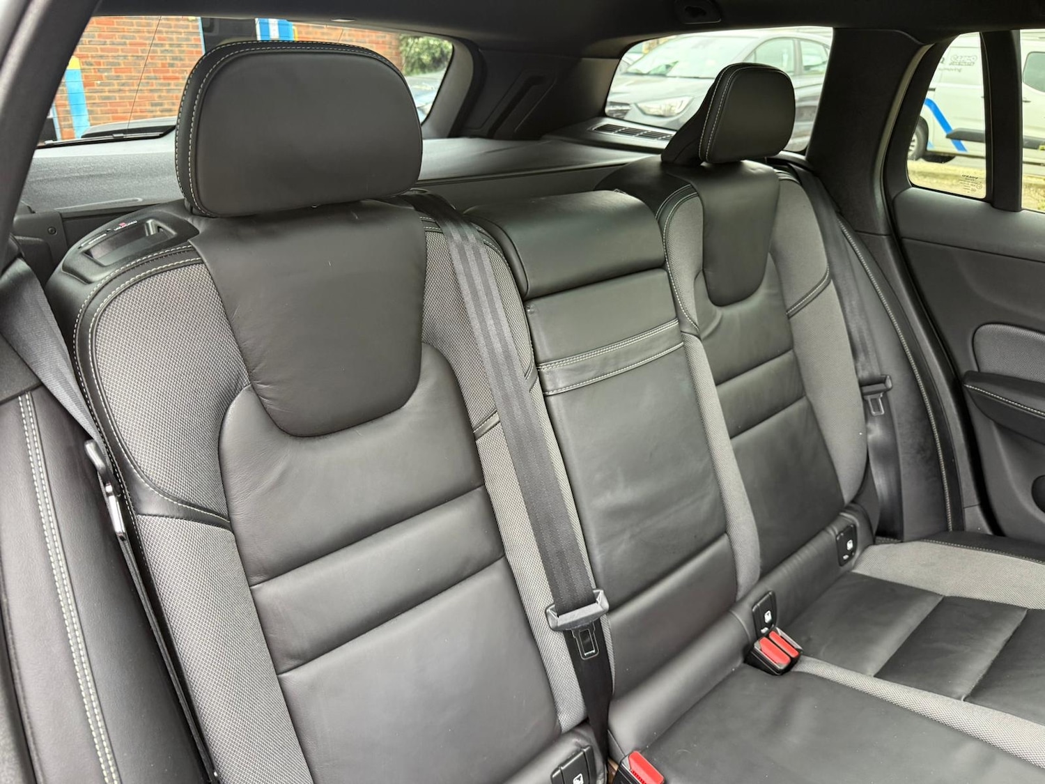 Used Volvo V60 2019 for sale - 77996691: Photo 21