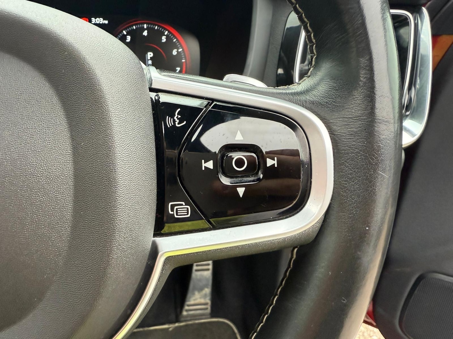 Used Volvo V60 2019 for sale - 77996691: Photo 43