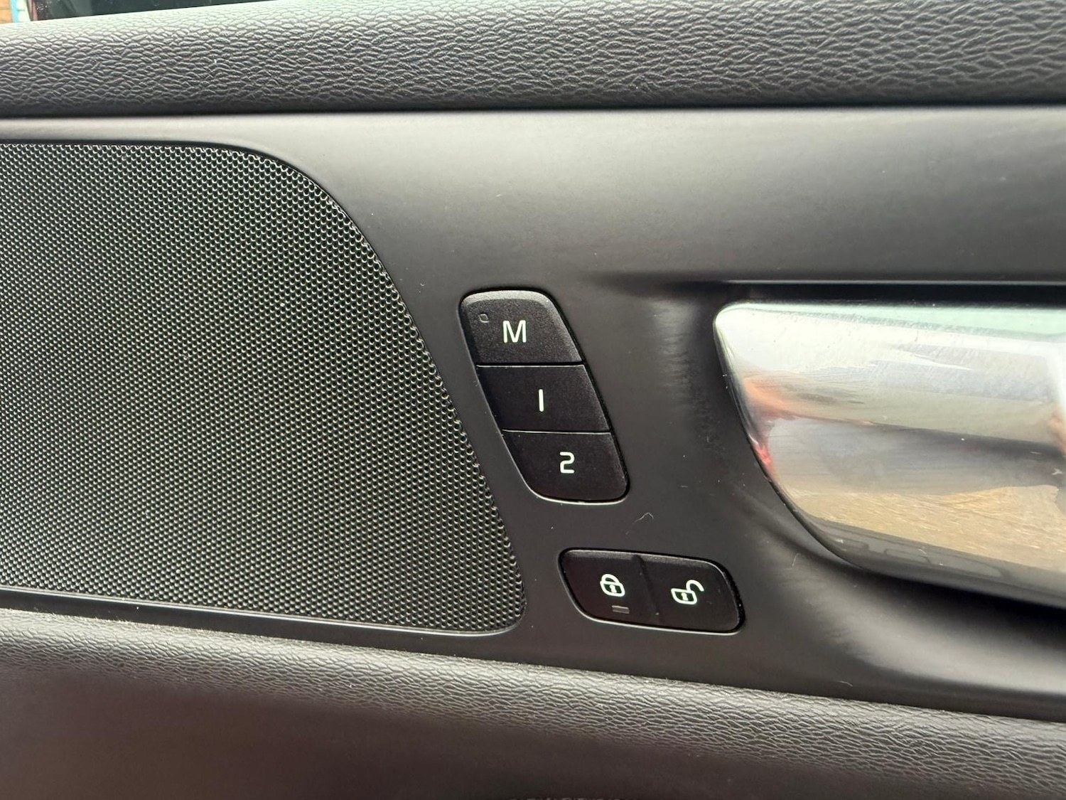 Used Volvo V60 2019 for sale - 77996691: Photo 47