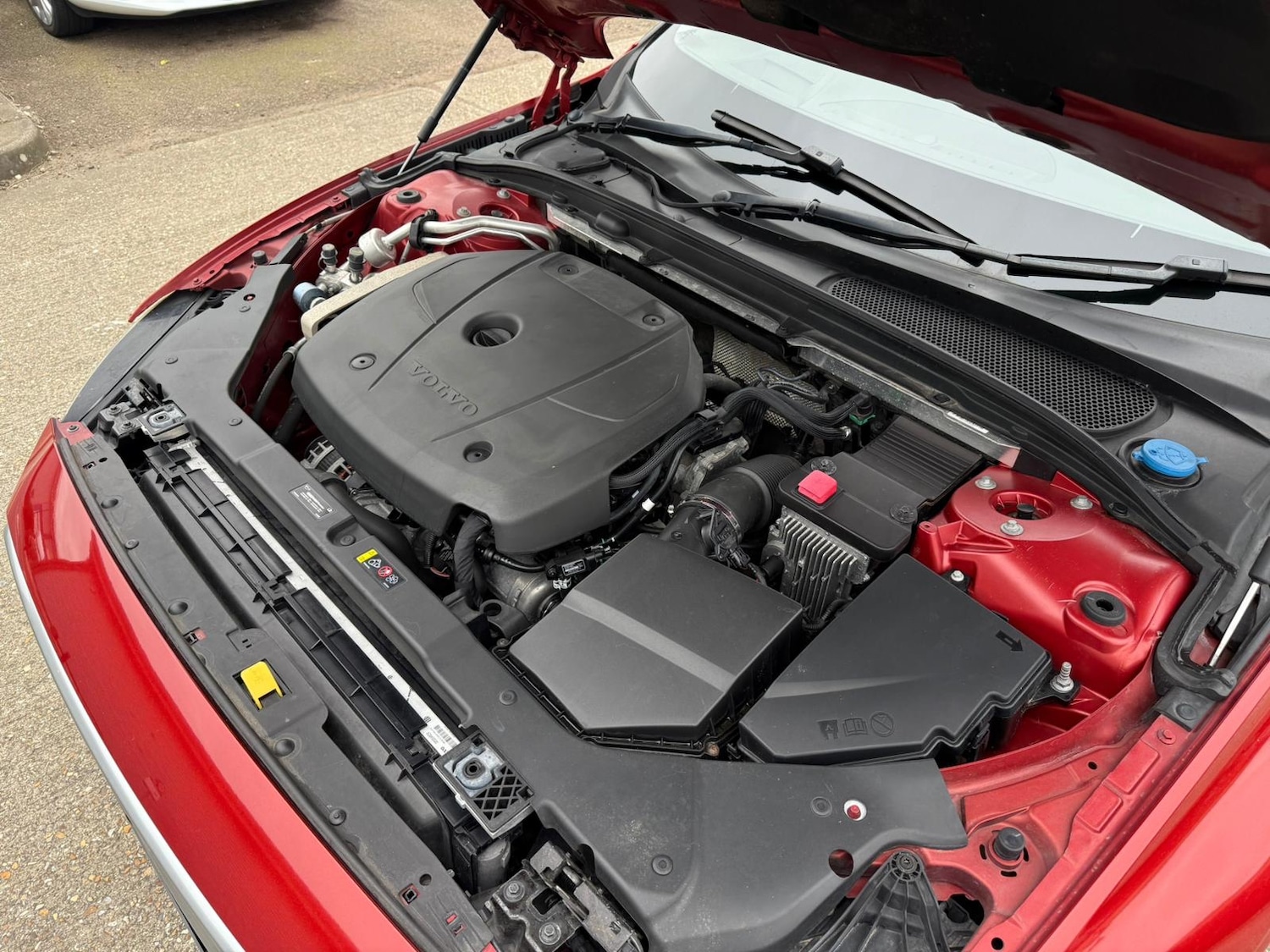 Used Volvo V60 2019 for sale - 77996691: Photo 51