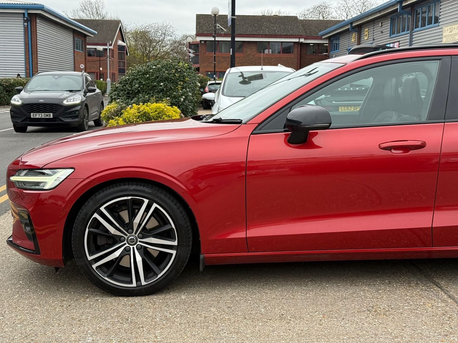 Used Volvo V60 2019 for sale - 77996691: Photo 61