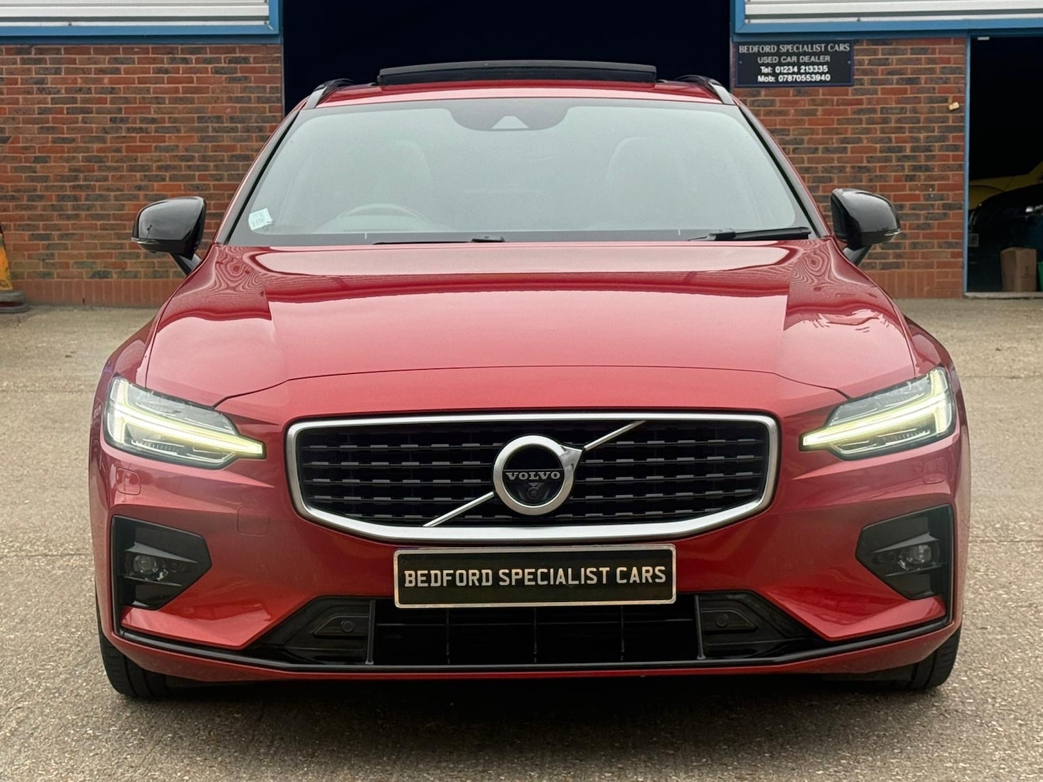 Used Volvo V60 2019 for sale - 77996691: Photo 8