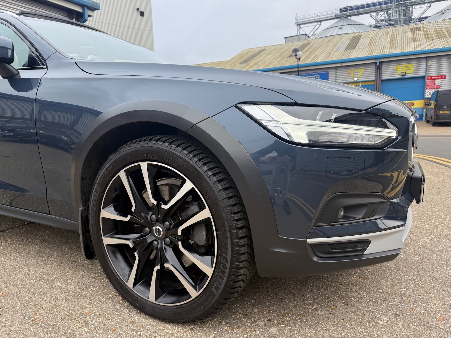 Used Volvo V90 2022 for sale - 77516194: Photo 25