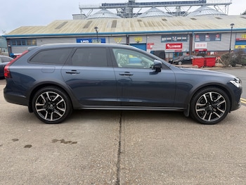 Used Volvo V90 2022 for sale - 77516194: Photo