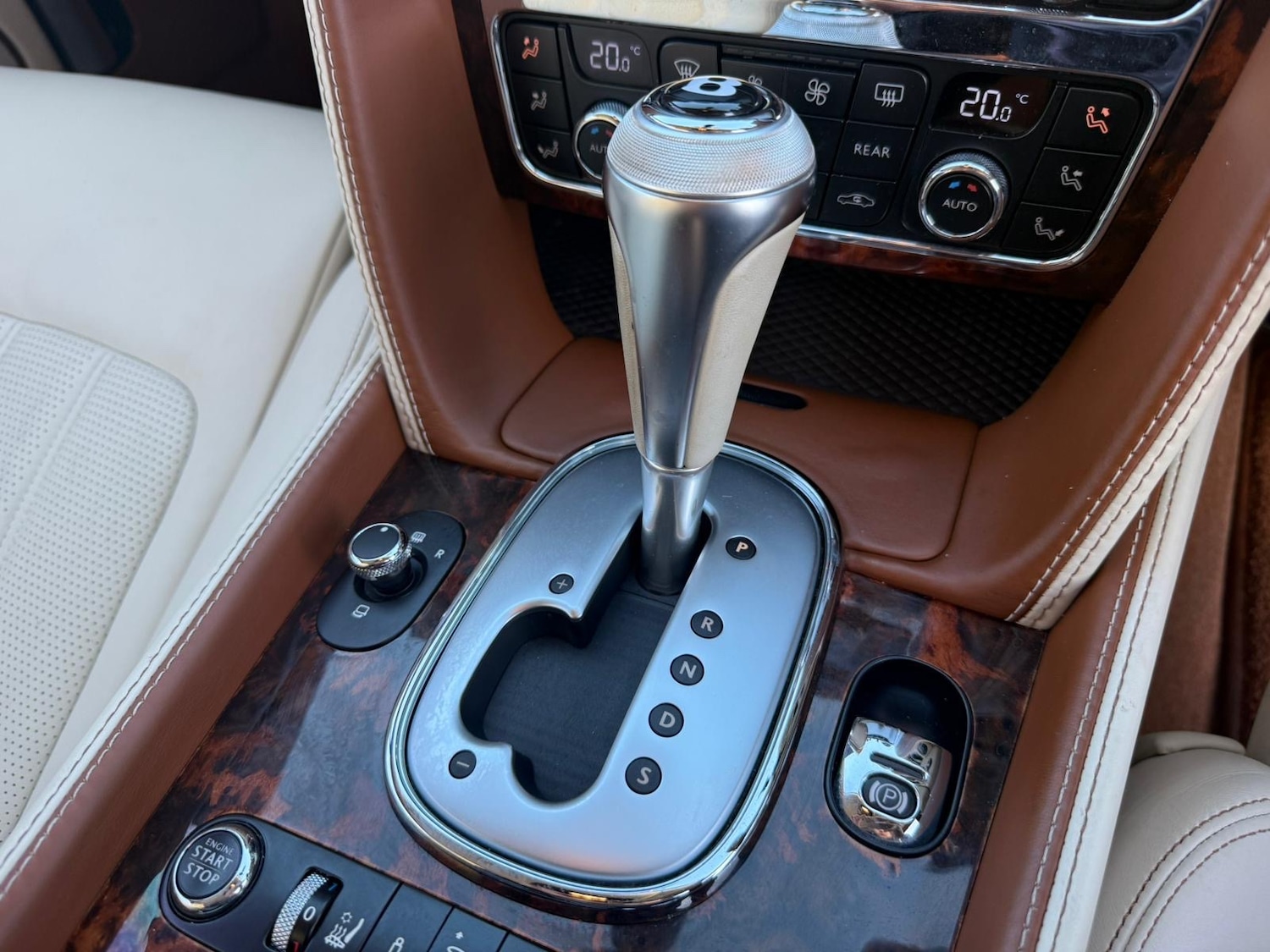 Used Bentley Continental 2012 for sale - 76791939: Photo 36