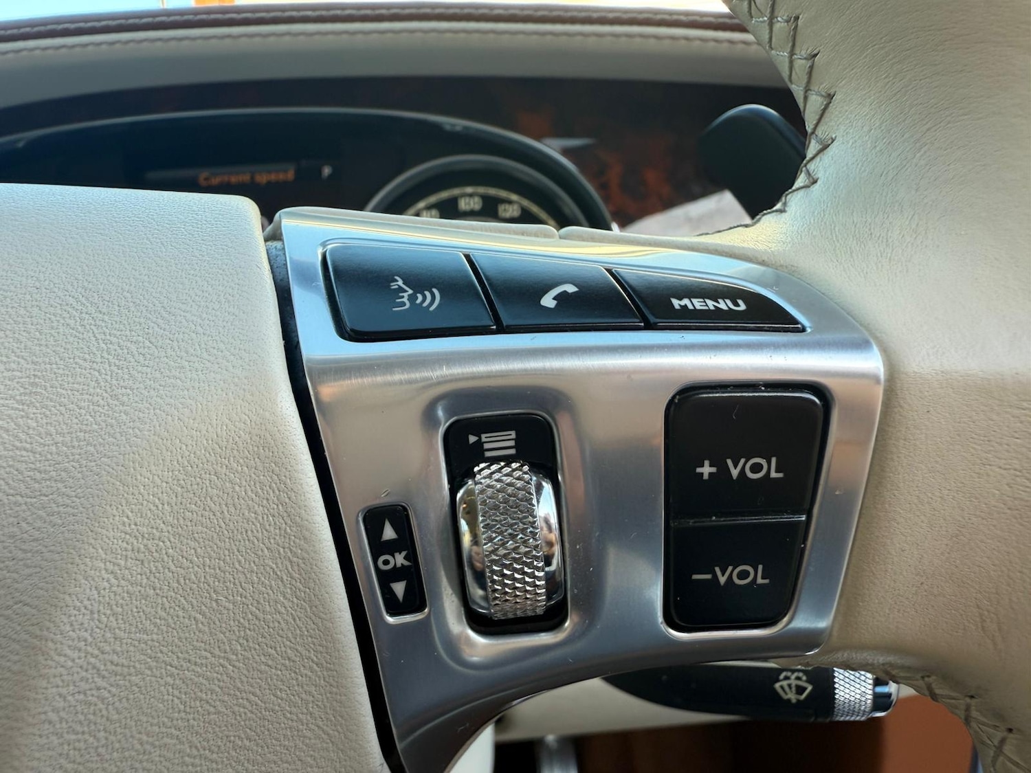 Used Bentley Continental 2012 for sale - 76791939: Photo 43