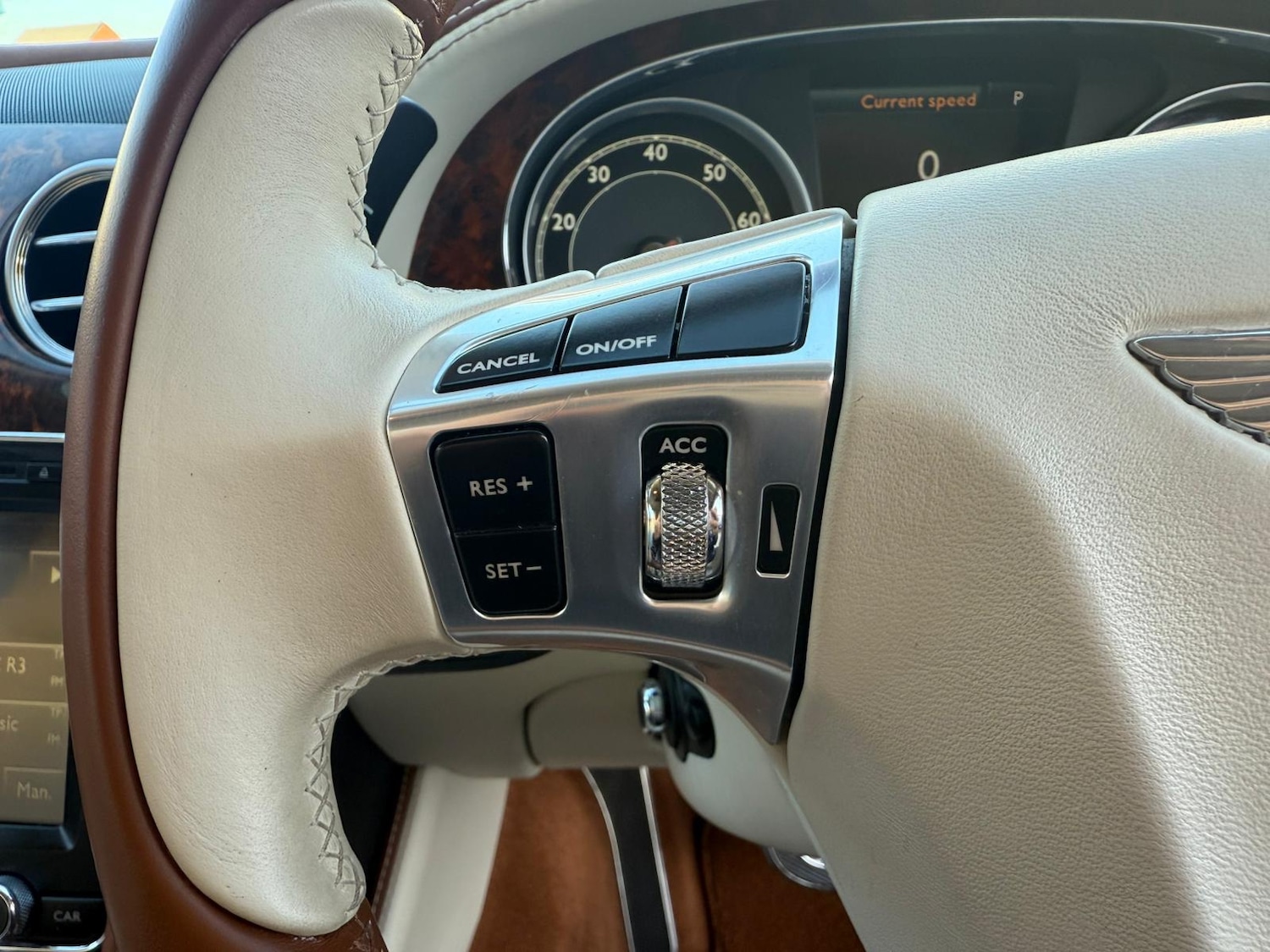 Used Bentley Continental 2012 for sale - 76791939: Photo 44