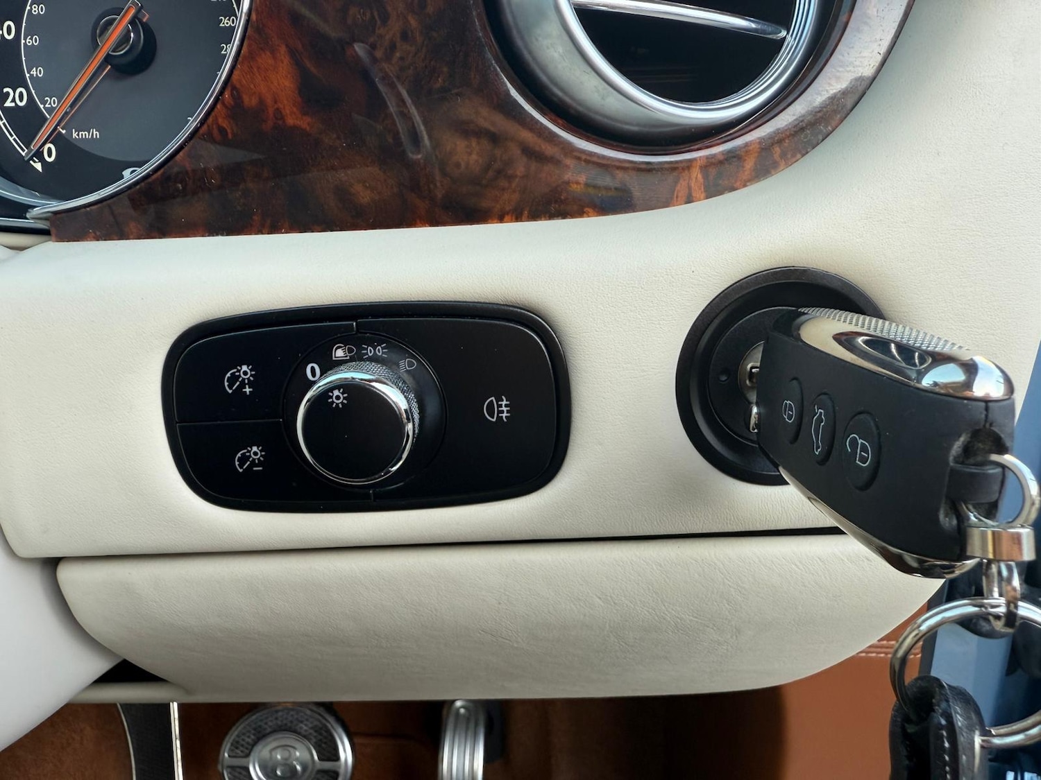 Used Bentley Continental 2012 for sale - 76791939: Photo 48