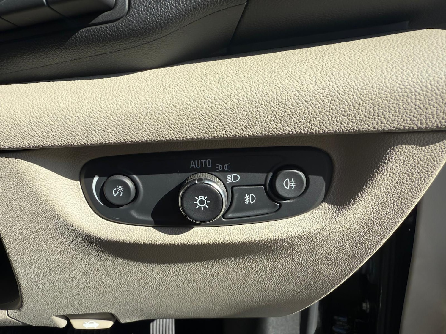 Used Vauxhall Insignia 2018 for sale - 77896014: Photo 13