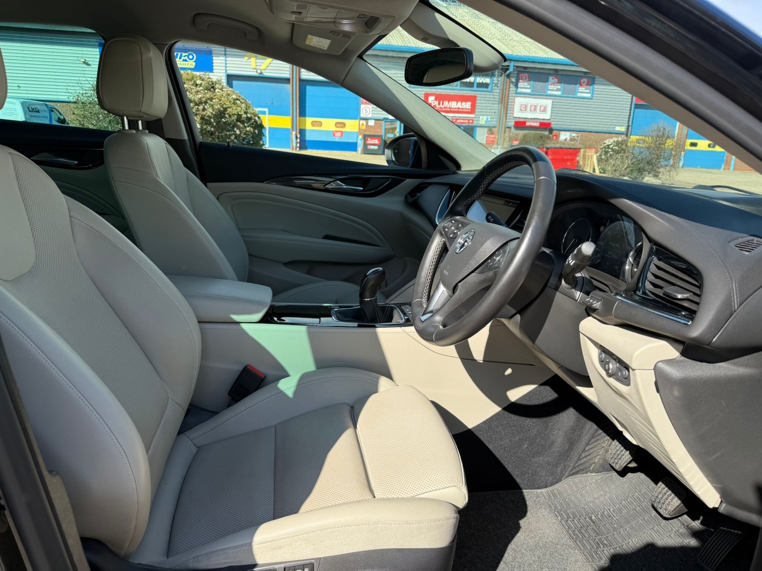 Used Vauxhall Insignia 2018 for sale - 77896014: Photo 28