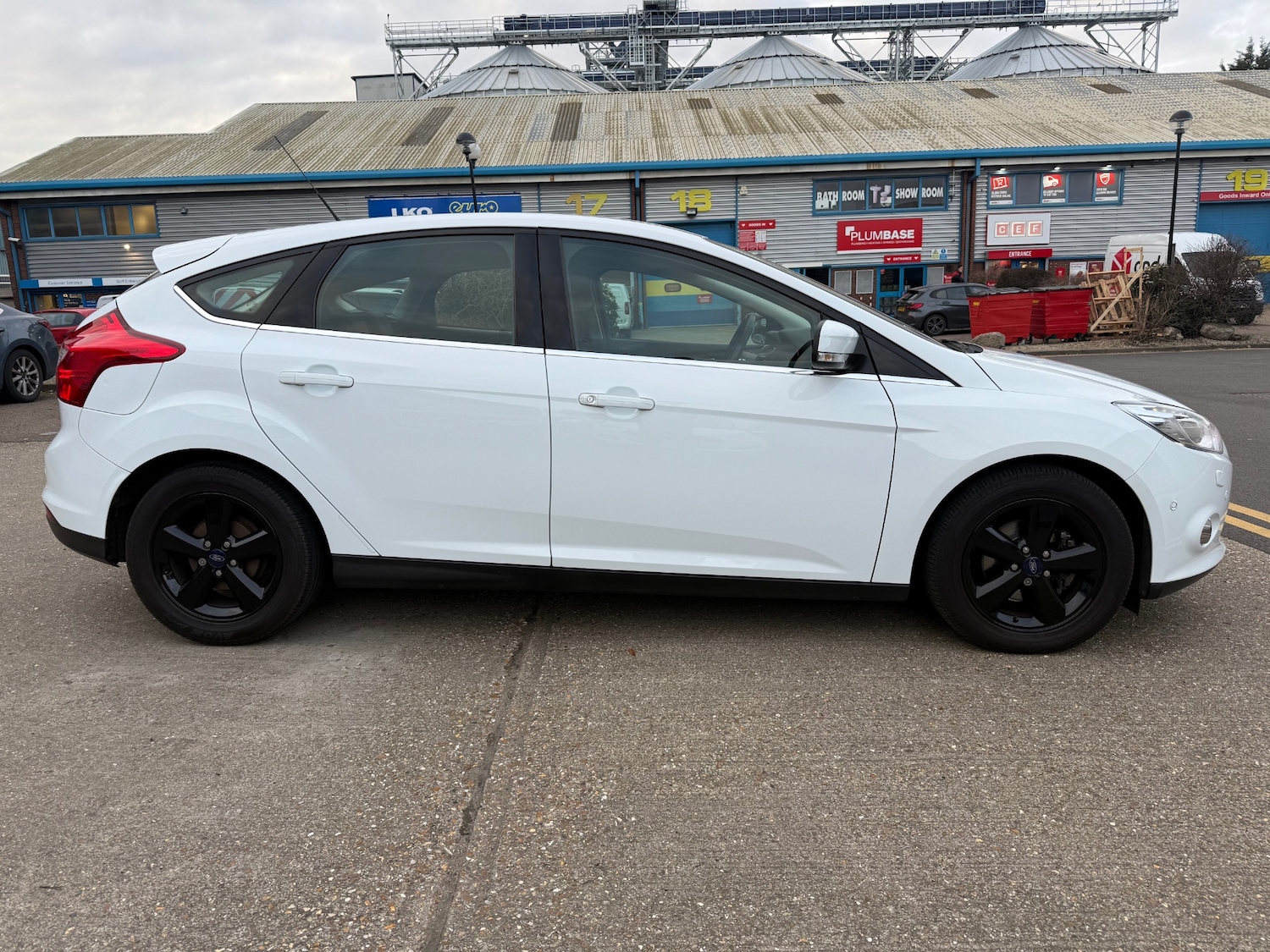 Used Ford Focus 2013 for sale - 77735441: Photo 3