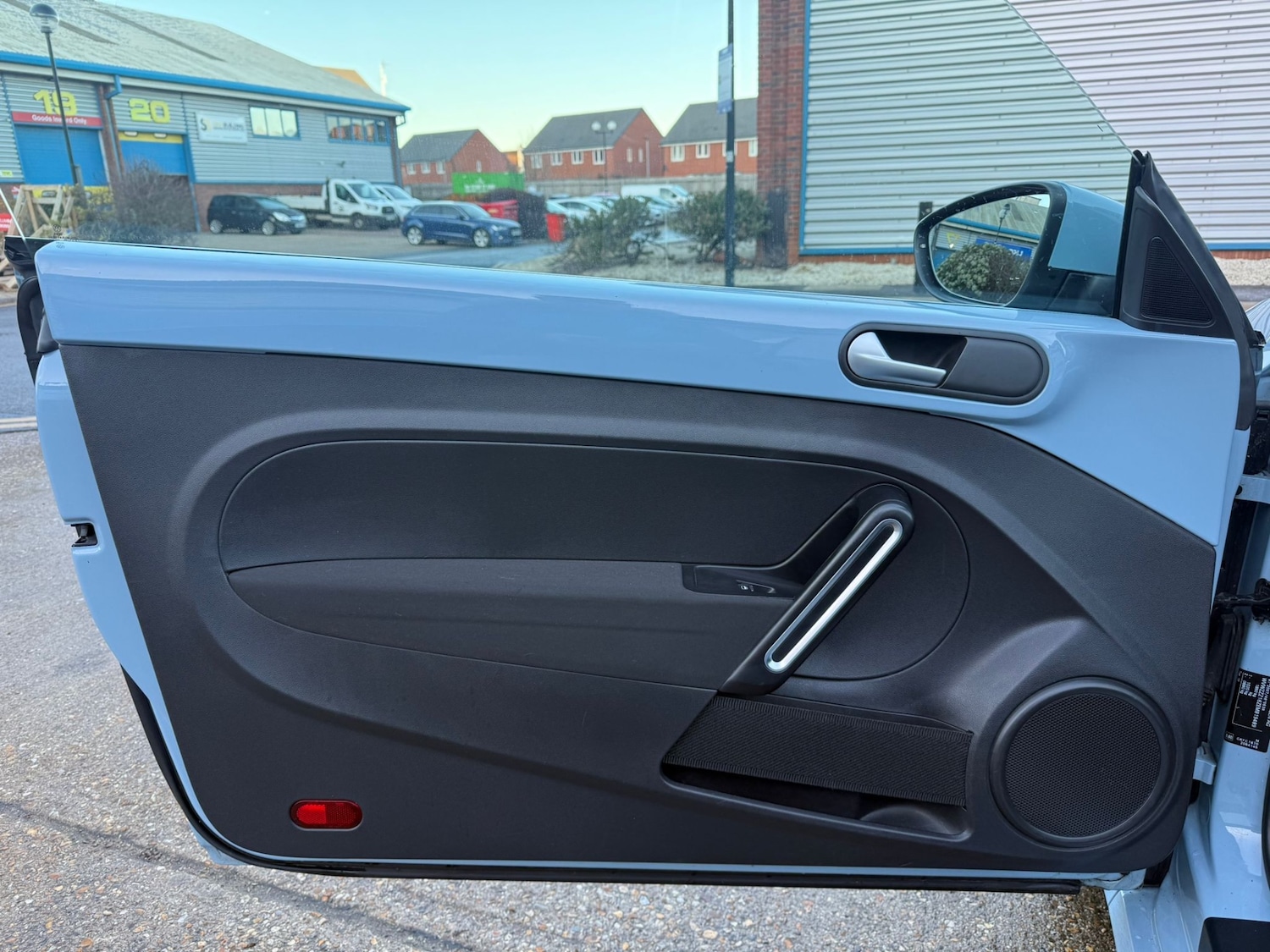 Used Volkswagen Beetle 2014 for sale - 77088342: Photo 23