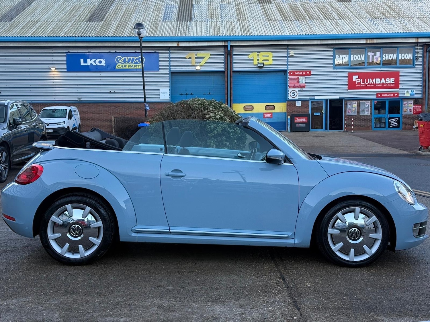 Used Volkswagen Beetle 2014 for sale - 77088342: Photo 28