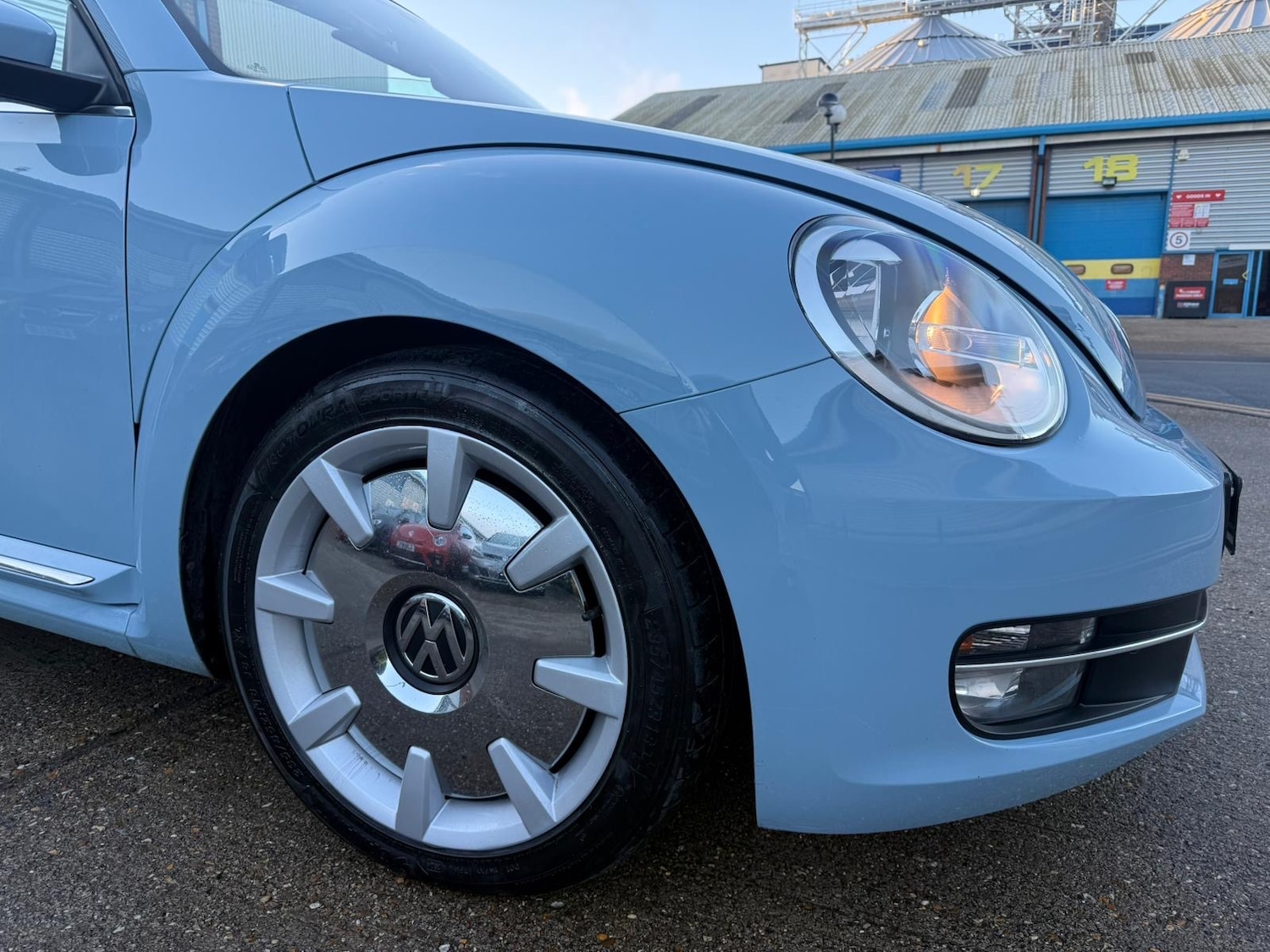 Used Volkswagen Beetle 2014 for sale - 77088342: Photo 30
