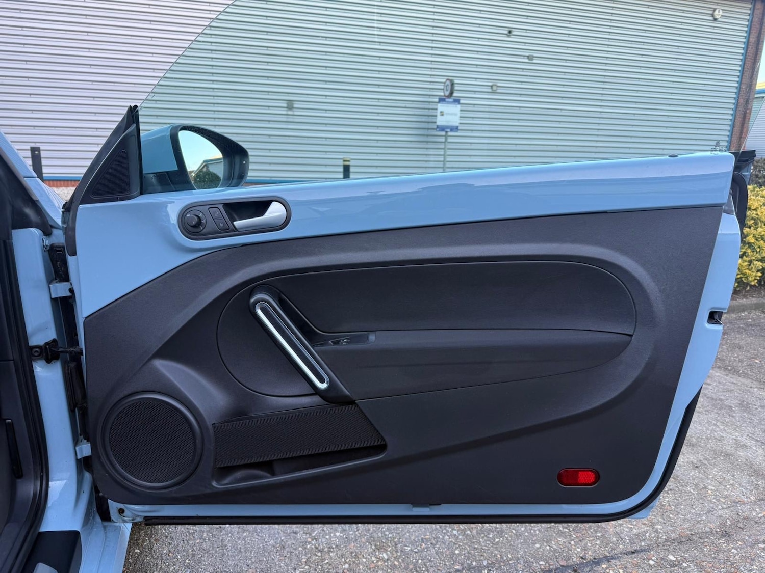 Used Volkswagen Beetle 2014 for sale - 77088342: Photo 58