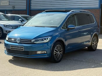 Used Volkswagen Touran 2016 for sale - 79691734: Photo