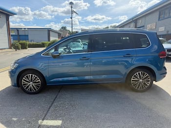Used Volkswagen Touran 2016 for sale - 79691734: Photo