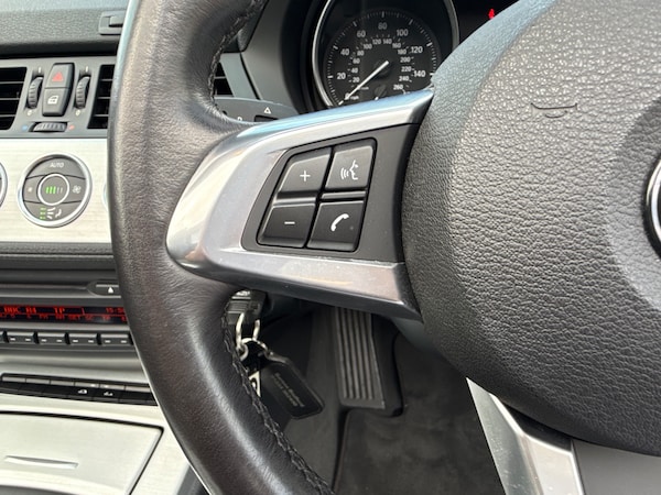 Used BMW Z4 2009 for sale - 75271711: Photo 44