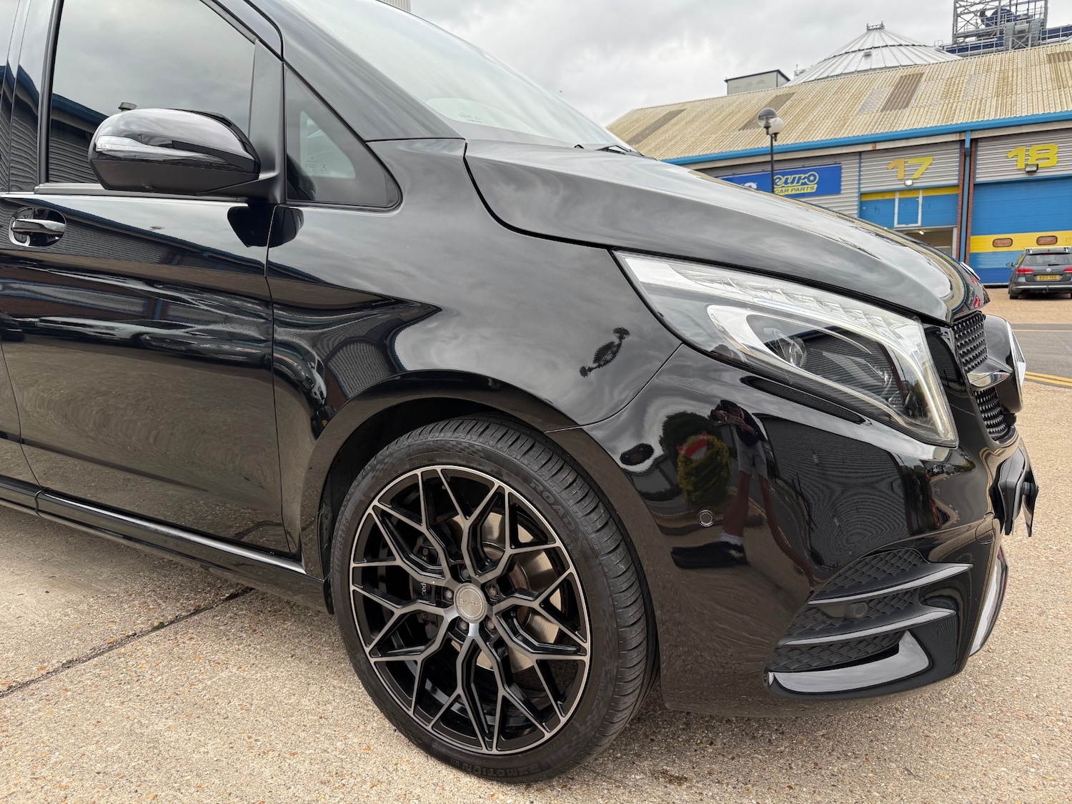 Used Mercedes-Benz V-Class 2022 for sale - 76288638: Photo 15