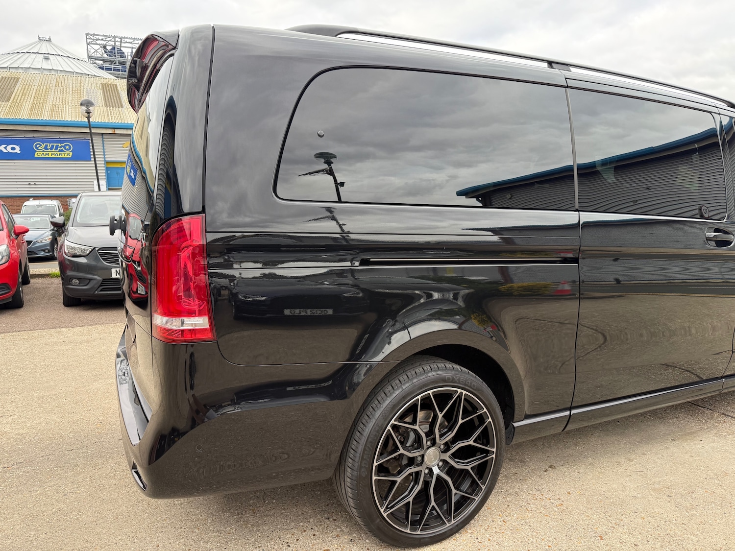 Used Mercedes-Benz V-Class 2022 for sale - 76288638: Photo 18