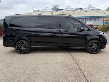 Used Mercedes-Benz V-Class 2022 for sale - 76288638: Photo